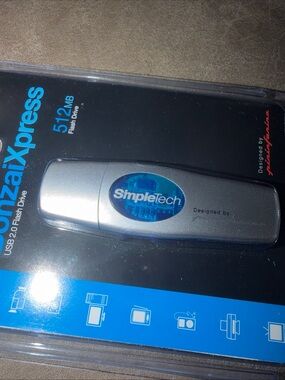 SimpleTech 512MB Silver USB Flash Drive